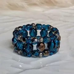 Item thumbnail for item 758376d8-e259-4101-b857-86f1a0046c2e