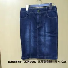 BURBERRY LONDON 紺色デニム タイトスカート　サイズ38