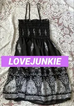 LOVEJUNKIE ブラック ホワイト ペイズリー柄 キャミソールチュニックのサムネイル