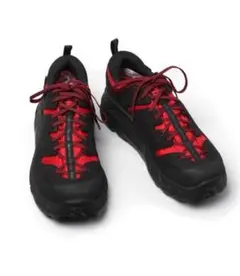 HOKAONEONE SHOESのサムネイル