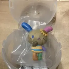 サンリオキャラクターズ　みんなでバカンスフィギュア　ウサハナ