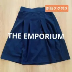 【新品タグ付き】THE EMPORIUM　ネイビーのフレアスカートのサムネイル