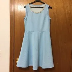 お値下げ♫CECIL McBEE パール付ワンピース ノースリーブ 水色