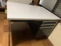 事務机