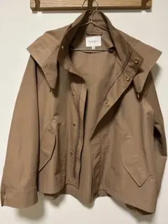 BEAUTY&YOUTH マウンテンパーカー　一部難あり