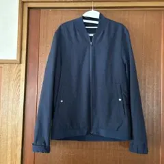 ikka 薄手ジップアップジャケット M