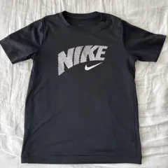 Nike Dri-FIT 黒 Tシャツ