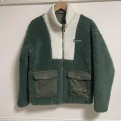 オリーブグリーン フリースジャケット