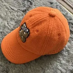 オレンジ色の刺繍ロゴキャップ Sサイズ