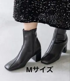 斜め切替デザイン スクエアトゥ 6cmヒール ショートブーツ　Mサイズ