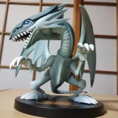 遊戯王　フィギュア　ブルーアイズホワイトドラゴン　Equal=Arts