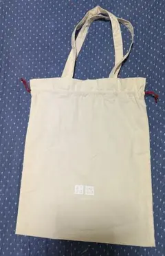 UNIQLO ユニクロ トートバッグ 巾着型のサムネイル