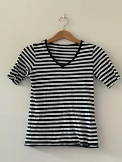 アズノウアズ　Vネック ボーダーTシャツ 半袖のサムネイル