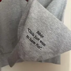 Bibiy. クロップドスウェット