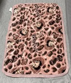 アベイル　ベティーちゃん　ふわふわ生地　枕カバー　未使用品
