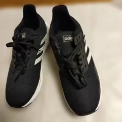 adidas ランニングシューズ ブラックのサムネイル