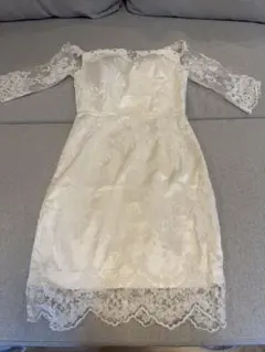 Tika アイボリー オフショルダー ドレス　Mサイズ