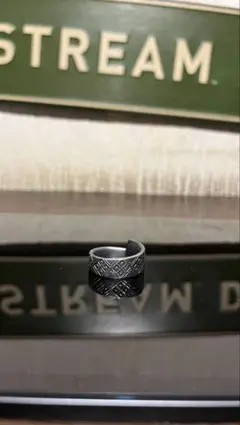 GIVENCHY Spoon ring 20号