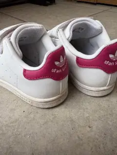 adidas Stan Smith 子供 スニーカー