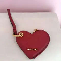 2025年最新】miumiu リップケースの人気アイテム - メルカリ