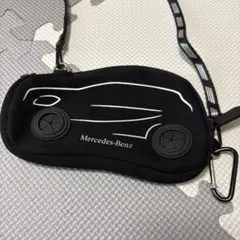 非売品　Mercedes-Benz 車シルエットポーチ