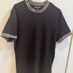 ロゴ Tシャツ