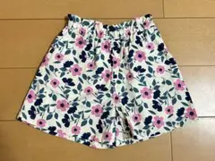 UNIQLO 花柄 ハーフパンツ 130サイズ