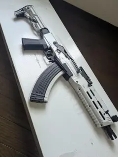 マルイM870 エアコキショットガン シルバー フルメタル デチューン 3発発射 マルイM870 エアコキショットガン シルバー フルメタル デチューン 3発