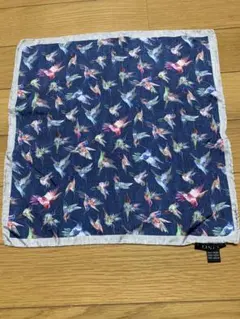 ONLY シルク製 ハチドリ　ネイビー ポケットチーフ