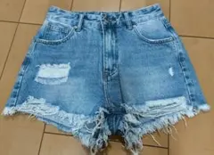 〜SHEIN〜ダメージデニムショートパンツ サイズ28
