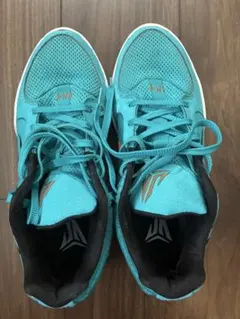 NIKE バスケットボールシューズのサムネイル