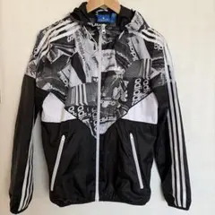 adidas グラフィックウィンドブレーカー XS