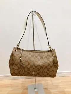 【美品】コーチ ショルダーバッグ シグネチャー ホワイト 白 ゴールド金具