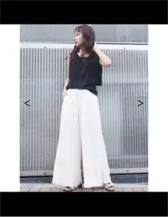 サイドボタンスリットワイドパンツ