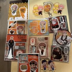 呪術廻戦　虎杖　アクリルスタンドキーホルダー　缶バッジ　まとめ売り　14点セット