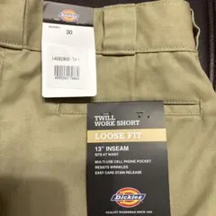 ディッキーズ 42283 ルーズフィットショートパンツ 30インチ　KH
