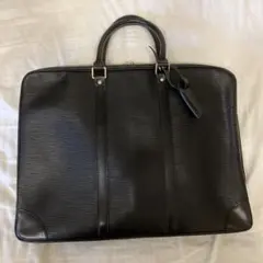 LOUIS VUITTON エピ ショルダーバッグ ブラック M58862 - メルカリ