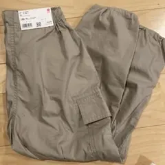 ユニクロ パラシュートカーゴパンツ ベージュ