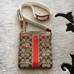 2026年最新】コーチ coach フラワーアップリケの人気アイテム - メルカリ