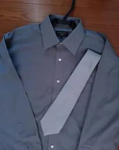 EXCELLENT グレー 長袖 形態安定 ワイシャツ Mサイズ ネクタイ付き