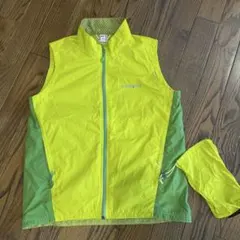 mont-bell Kids 150 ジップアップベスト