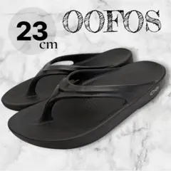 【美品】OOFOS ウーフォス OOriginal リカバリーサンダル 黒 23のサムネイル