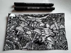 ペン画　白黒　【きのこの森】