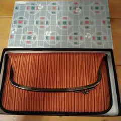 新品　がま口クラッチバック