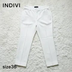 【INDIVI】 インディヴィ センタープレスパンツ 36 オフホワイト 美品のサムネイル