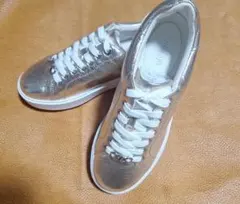 ★MICHAEL KORS ゴールドスニーカー24.5★新品