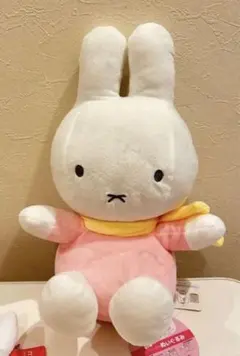 ミッフィー　ブランケット付きぬいぐるみ