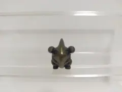 ポケモン　メタルコレクション　フカマル　金