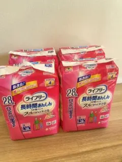 ライフリー 長時間あんしん パンツ型おむつ Sサイズ 32枚×4袋 128枚