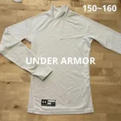 アンダーアーマー 長袖インナーウエア　150-160くらい　サッカー　野球